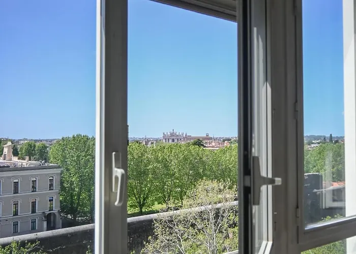 Panoramic Loft Near Colosseum And Termini Station - Parking Included דירה